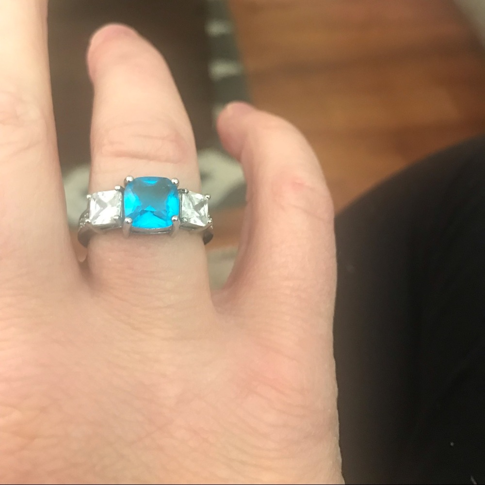 Jewelscent ring